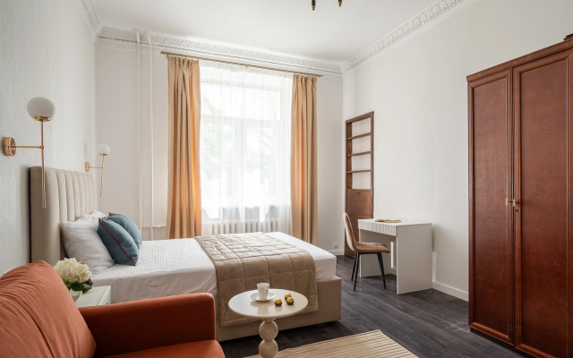 Апартаменты Кварт-Отель, Бережковская Набережная 12