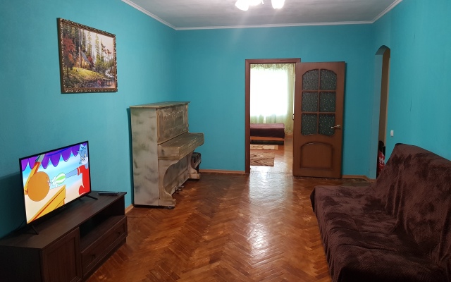 2-Kh Komnatnye Apartments