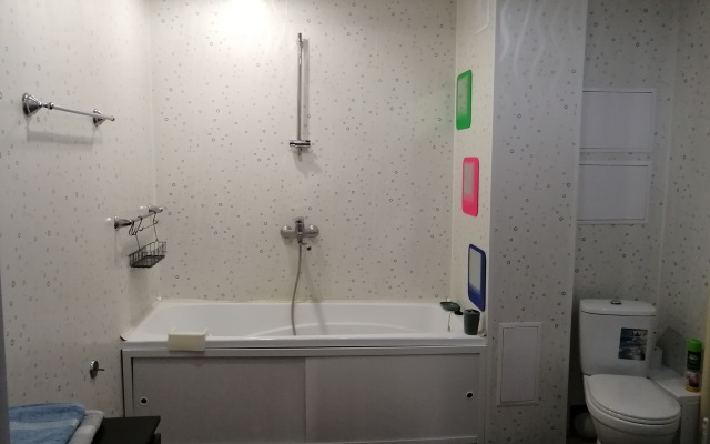 Апартаменты Трешка на Строителей 35