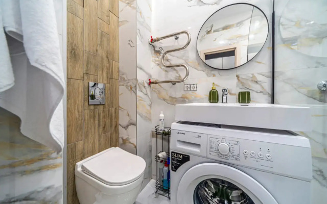 Studiya U M. Pionerskaya I Almazova Flat