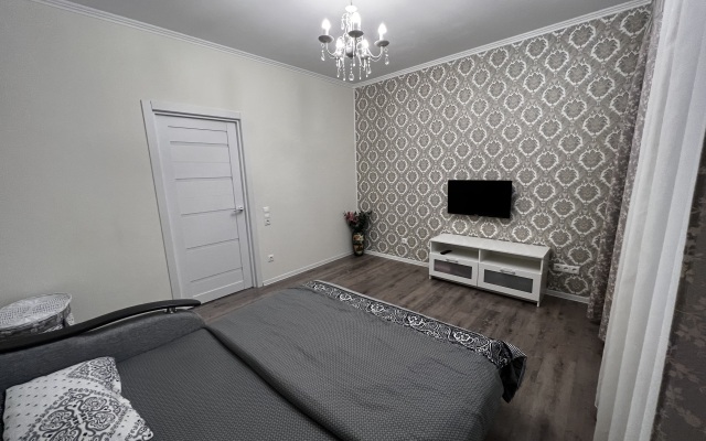 Kvartira Alexhome Rp Sverdlovskiy Alekseya Korotkova 1 Apartments