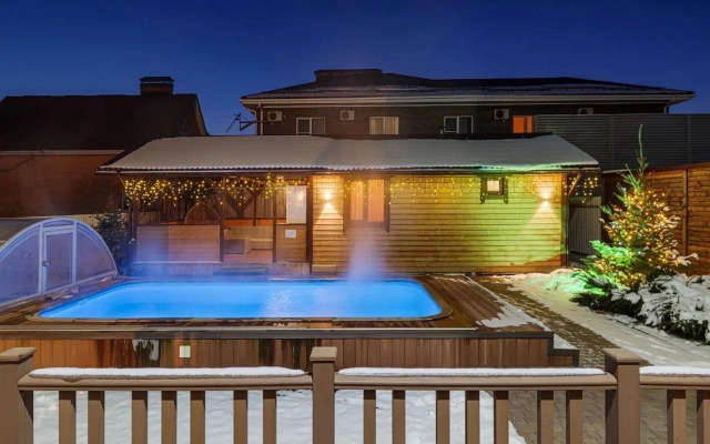 Частный дом Речной клуб Коттедж Малиновый с тёплым бассейном и баней