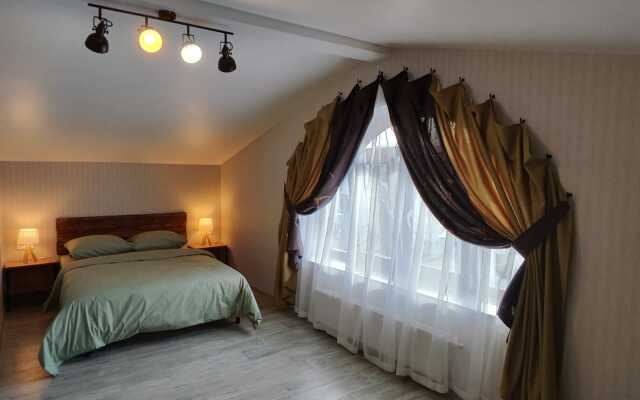 Guest House  Sloboda U Studenoy  Gory Mini-hotel