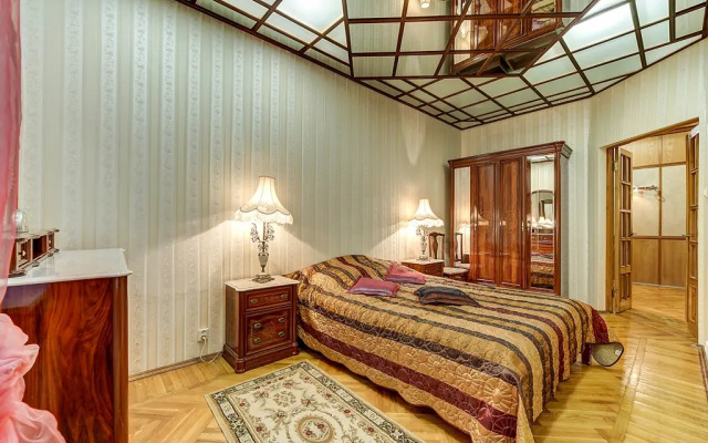 Апартаменты Longo Фонтанка