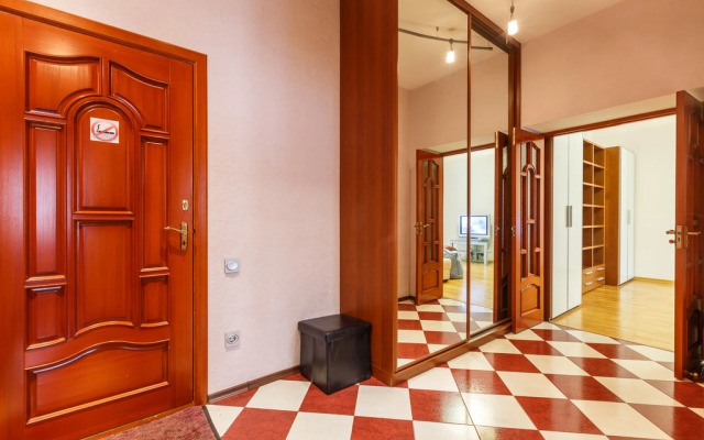 Квартира от компании Хоум Отель на Садовой 69