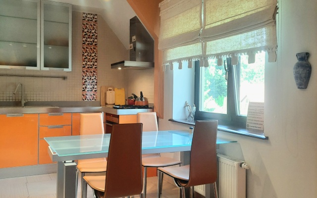 Апартаменты НА ПОБЕРЕЖЬЕ У ОЗЕРА РЯДОМ С МОРЕМ