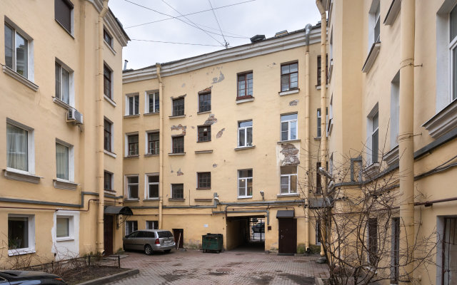 Kvartira Za Kazanskim Soborom Apartments