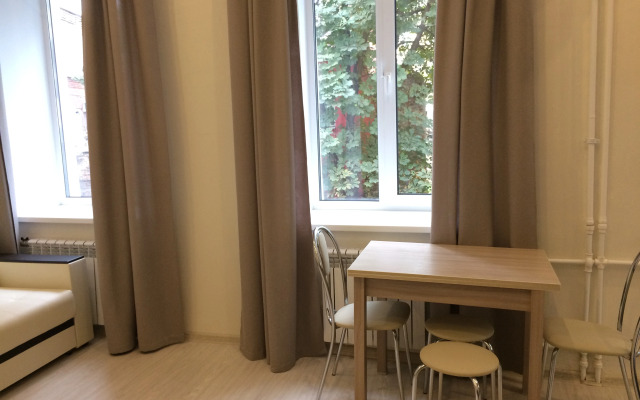 Komsomol'skaya - u Kremlya 4 Fl Apartment