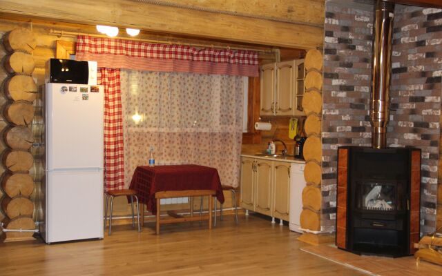 Volkovskoe Guest House