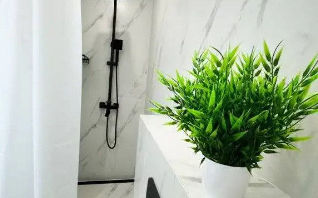 Amegaroom Na Kharykovskoy Flat (2)