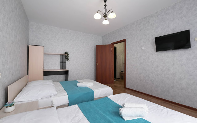 Квартира рядом с Мнтк им. Федорова и Ск Заря