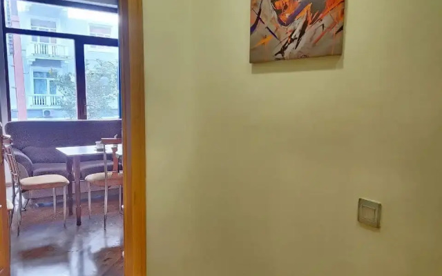 F1 View in Boulevard 4 Apartments