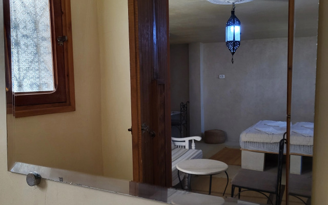 Al Madina Riad Hotel