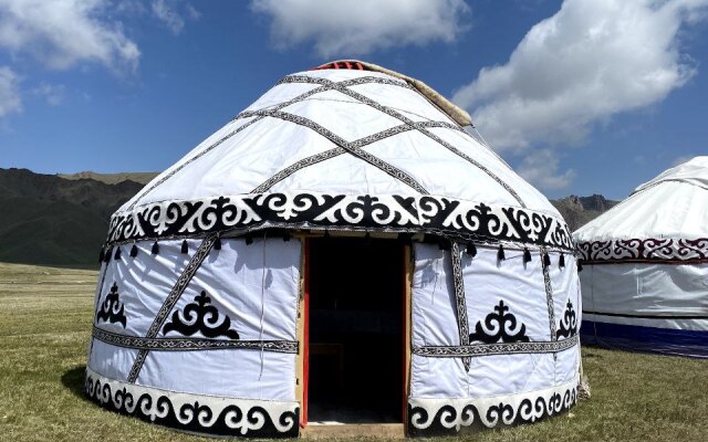 Кемпинг Yurt camp Kolsuu At Bashy