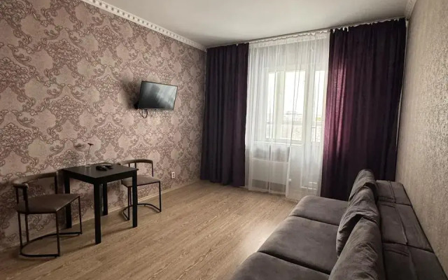 Квартира Двухкомнатная у Аэропорта