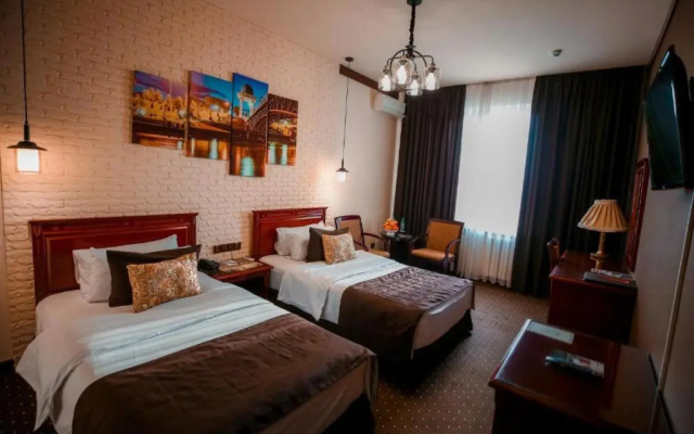 Asia Tashkent