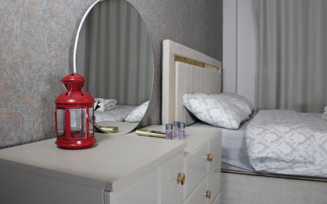 Отель Solo Suites