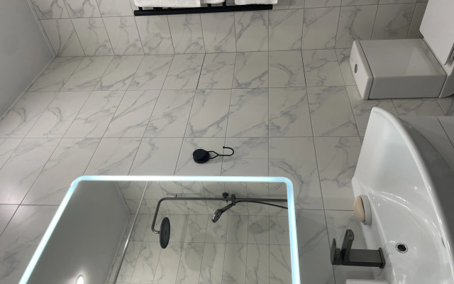 Stilnaya studiya na naberezhnoy Apartments