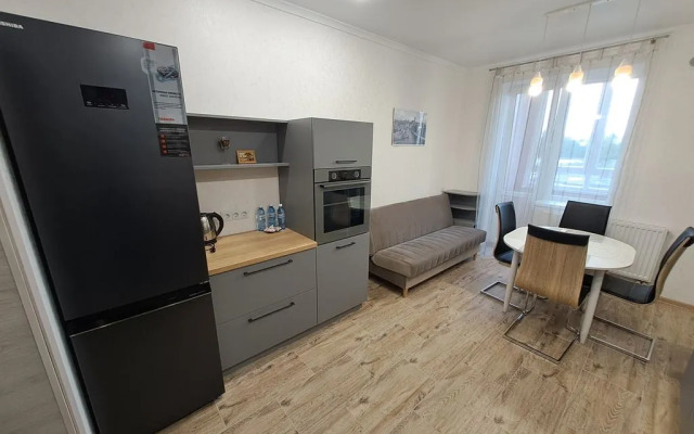 V Novom Dome U Verkhnego Ozera I Muzeya Yantarya Flat