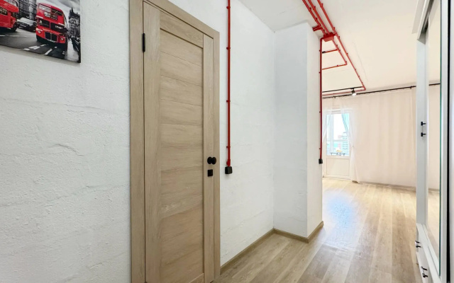 Kvartira 2-h komnatnaa Kvartira v Stile LOFT s panoramnoj lodziej