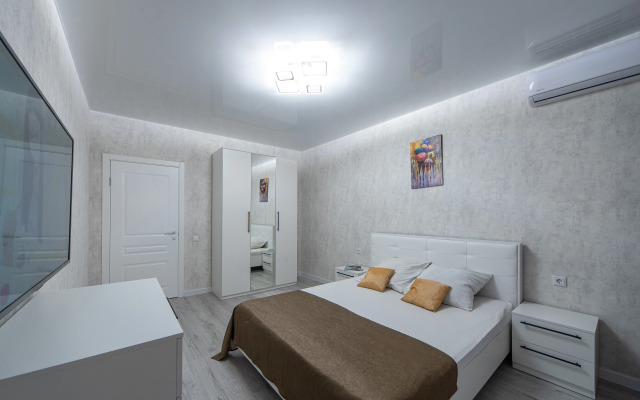 Квартира от Компании Хоум Отель на Соколова 32