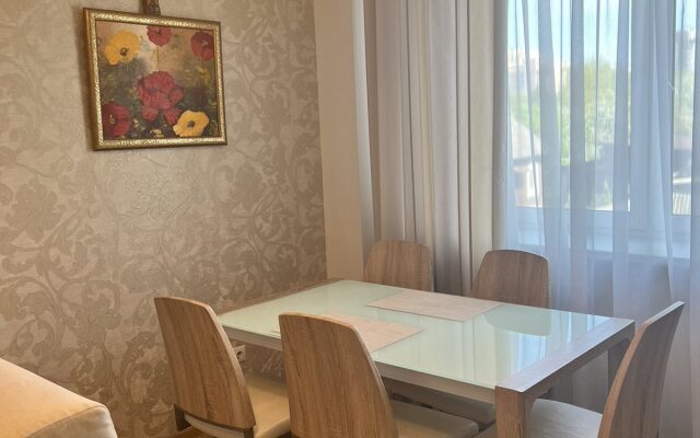 Na Turgeneva Apartments