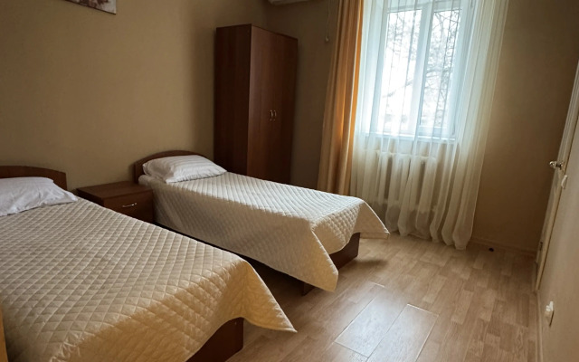 Na Kollektivnoj Guest House