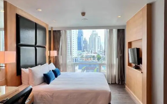 Sora Resort & Suites Sukhumvit – Guest Rooms – Bangkok