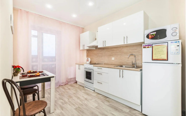 Odnokomnatnyye apartamenty v novom zhilom komplekse Kristall Apartments