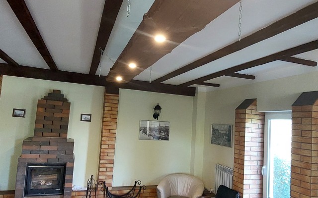 Na Beregu Ozera s Vmestimostu 18 Chelovek Private House.