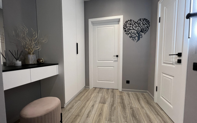 Квартира - студия с отличным ремонтом