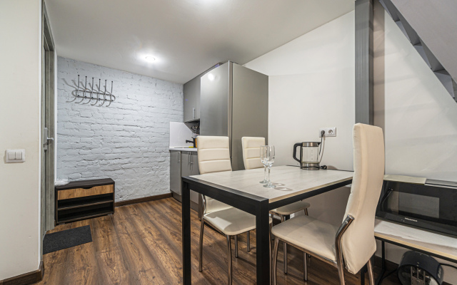 Апартаменты на Конной