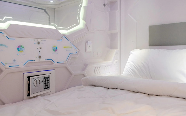 Hotel Capsule Happy lounge