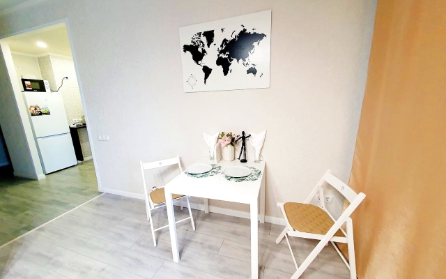 Delovoy Tsentr Omska Apartments