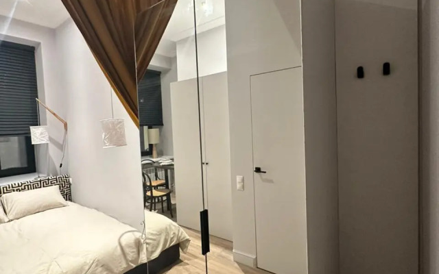 Апартаменты Дизайнерская студия в центре столицы