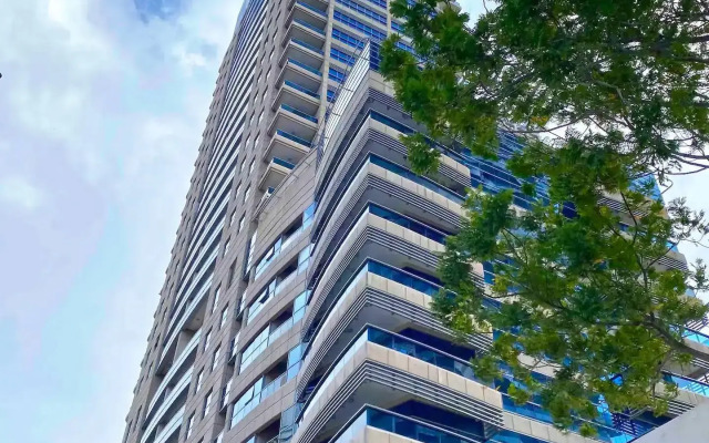 Luxury 1 Bedroom with Sea View Flat