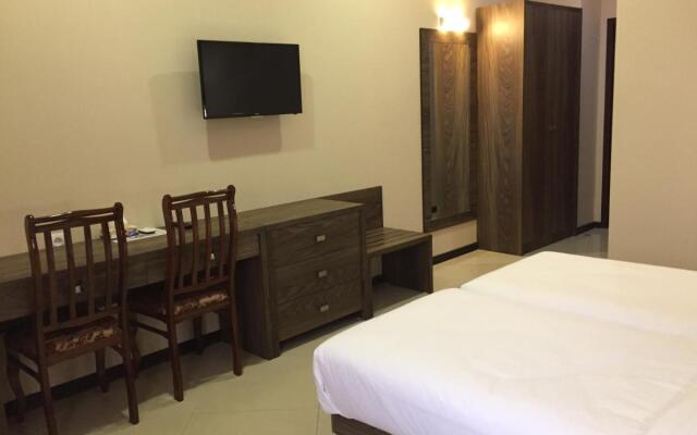 Primer hotel