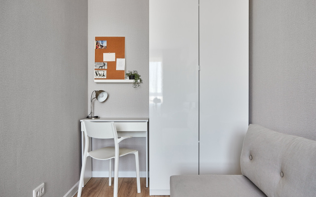Derevo I Stal  Flat