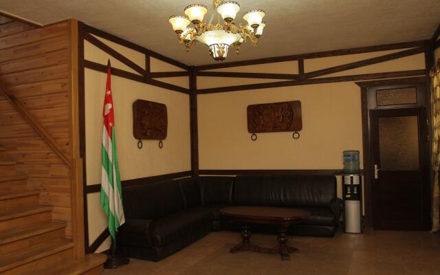 Griffon Hotel