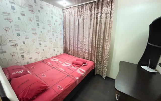 Na Frunze 4 Flat