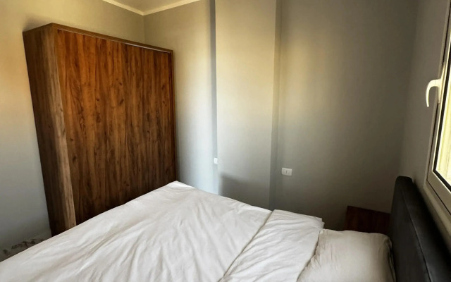 Dizaynerskaya s Vidom na More Flat