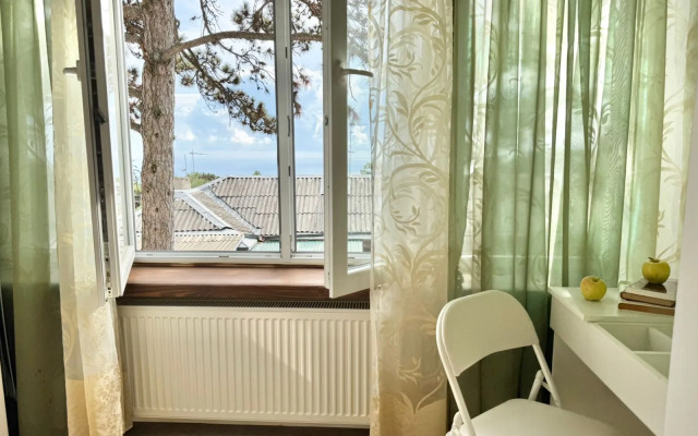 Квартира стильная в горах Ялта