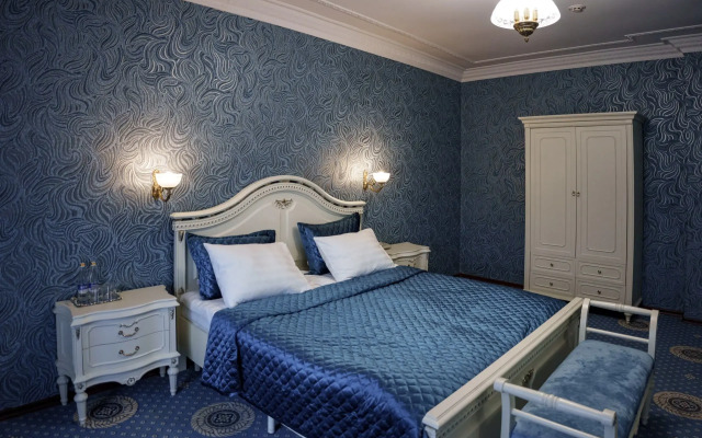 Отель Императоръ