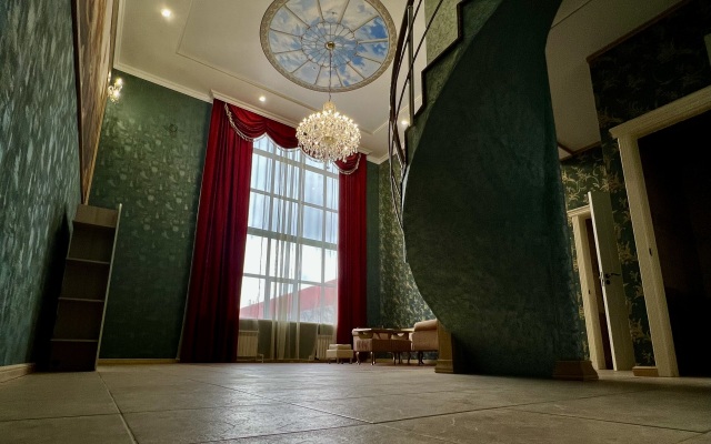 Aeroport Plaza Hotel