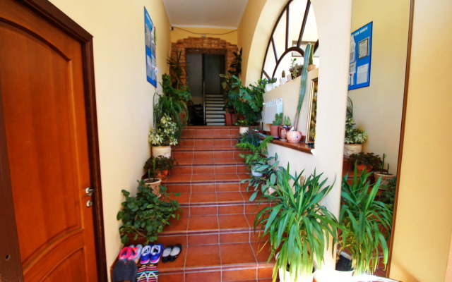 Laza Mini-Hotel