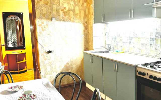 Апартаменты Sutki Vip на Ставского 10