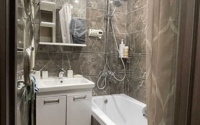 Квартира Уютная Евротрешка в Центре Видное