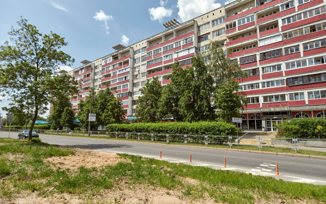 Bolshaya 3-Ka (78 Kv. M) Vozle Vodokhranilischa Flat