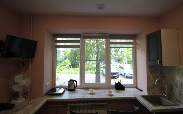 Квартира студия возле метро