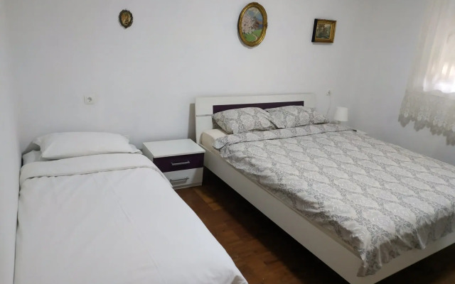 Monic in Niksic Apartments